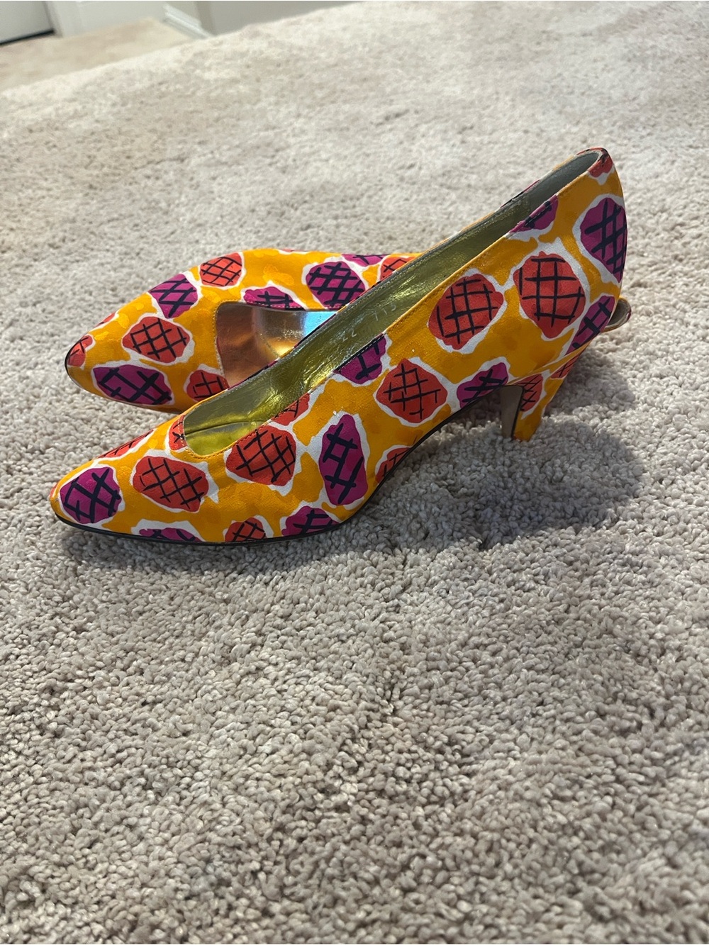 Vintage Escada Orange, Pink and Purple Geometric Patterned Pointed-Toe Heels